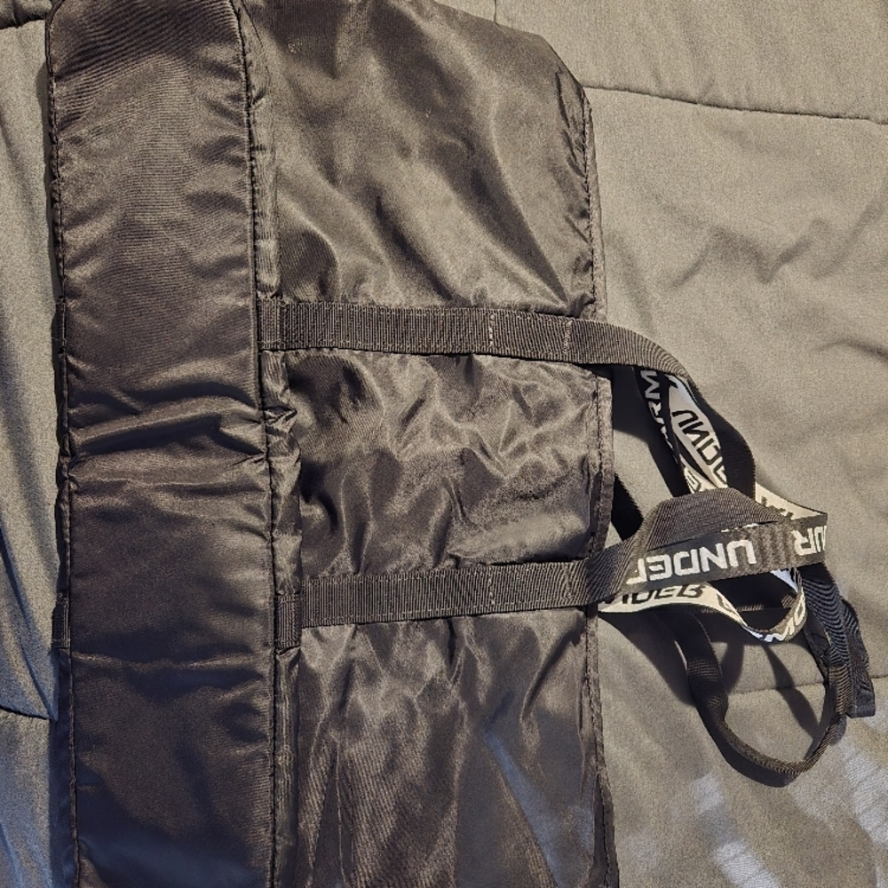 Under Armour Black Duffel Bag - Picture 2 of 3